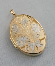 LARGE A-C 9CT YELLOW GOLD