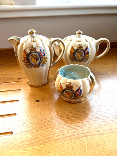 Vintage 1953 queen - queen, elizabeth