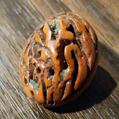 Japanese netsuke carved bead - netsuke,