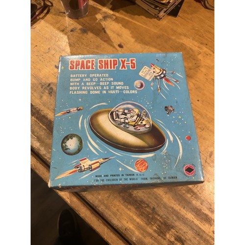 Vintage space ship 5 - ship, x-5
