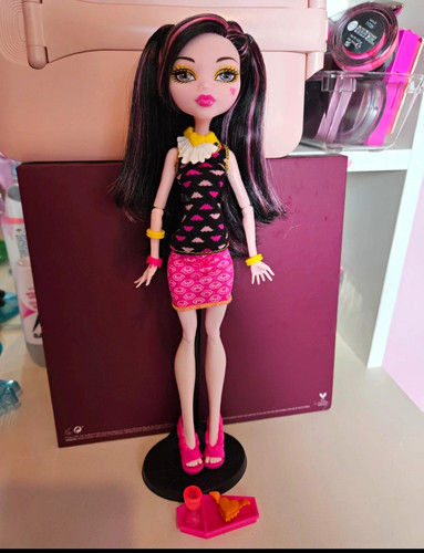 Monster high draculaura - draculaura, doll