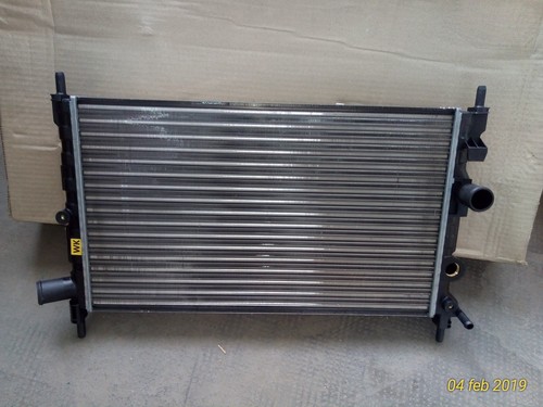 Valeo 883881 radiator engine - 883881,