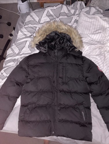 Used canada goose - used,