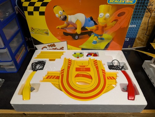 Scalextric the simpsons - the,