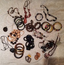 Wooden African Jewellery  Bundle  Necklaces  Earrings  & Bangles