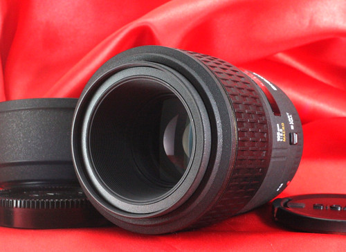 Exc sigma 105mm f - 105mm, f/2.8