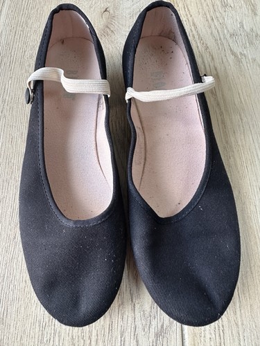 Size bloch character shoes - character,