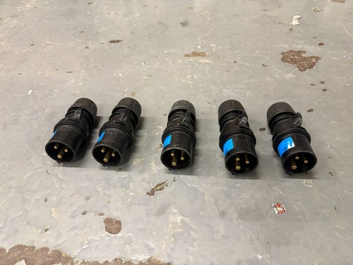 16a pce male cable connector - male,