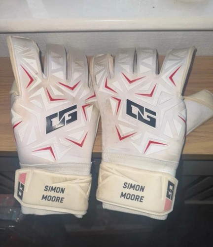 Sunderland match worn gloves - worn,