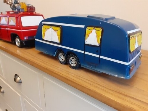 Big caravan banger racing - ,