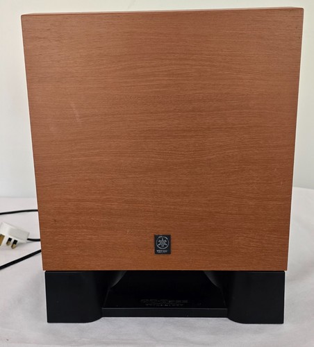 Yamaha yst sw030 - yst-sw030, powered