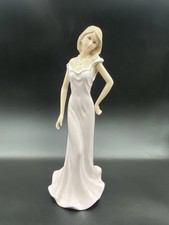 The Leonardo Collection Lady