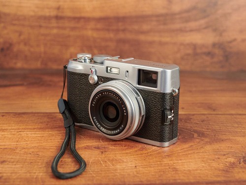 Fujifilm finepix x100 - x100, silver