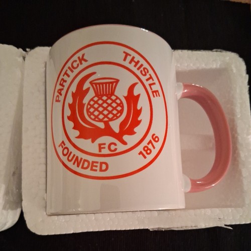 Partick thistle crest 11oz mug - partick,
