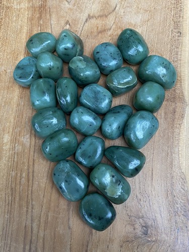 Jade nephrite tumblestone aaa - tumblestone, aaa+