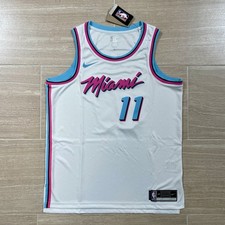 Men’s Size L (48) Nike Miami