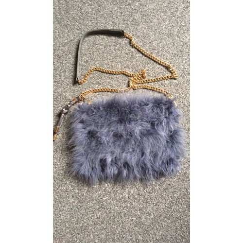 River island chain shoulder - river,