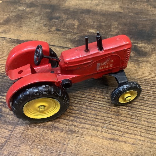 Dinky toys massey harris - dinky,