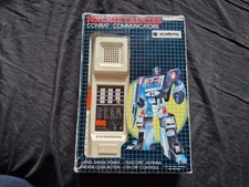 COMBAT COMMUNICATORS Walkie