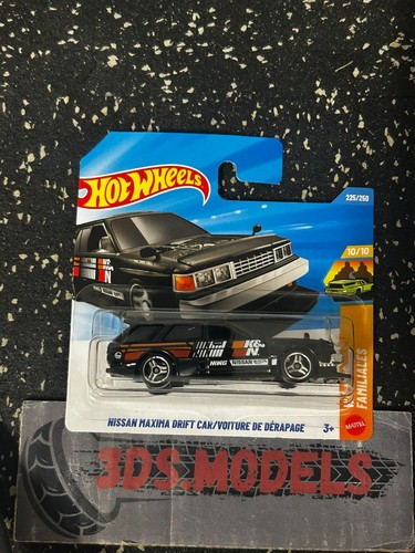 Hot wheels nissan - wheels, 1:64