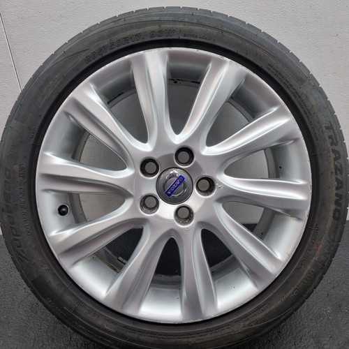 Volvo v40 borbet inch - volvo,