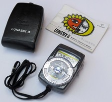 Gossen LUNASIX 3 Light Meter with Leather Case - Very Good Condition