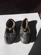 Lovely Cute Pair Of Victorian Leather Young Girls Shoes  4 " Long