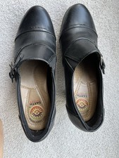 Earth Spirit Black Leather