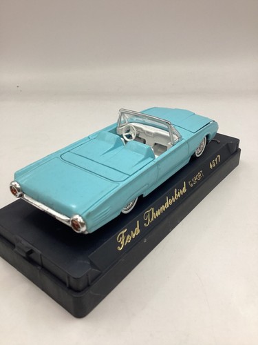 Ford thunderbird g sport - 1:43,