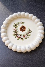 Pinecone & Holly Bubble