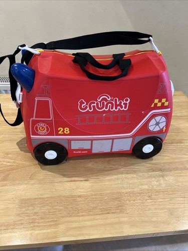 Trunki fire engine suitcase - fire,