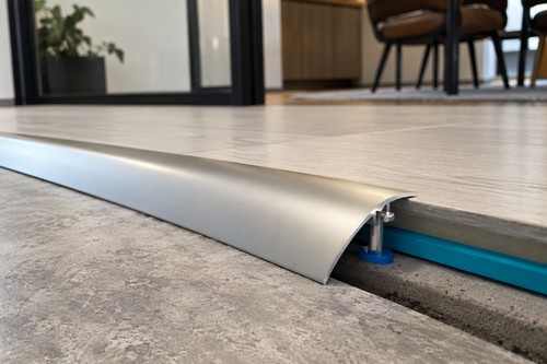 Aluminium door threshold strip - aluminium,