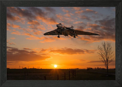 Vulcan bomber xh558 sunset - vulcan,