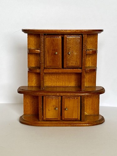 Dolls house wooden - 1:12,