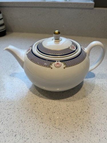 Wedgewood waverley bone china - wedgewood,
