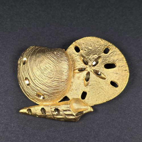 Vintage sea shell brooch pin - vintage,
