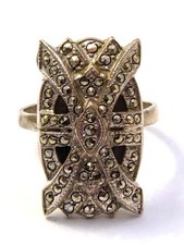 Vintage Art Deco Ring in
