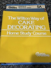 1980 Wilton Cake Decorating