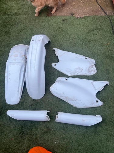 Honda 125 250 2000 - 125,