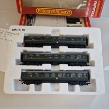 Hornby Trainpack R369 BR 3-Car