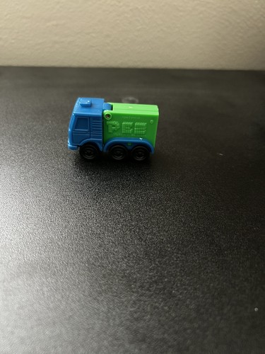 Vintage pez dispenser - pez,