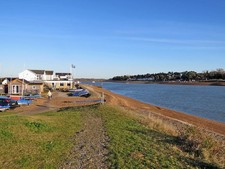 Photo 6x4 Felixstowe Ferry and