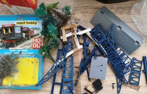 Gauge accessories and - accessories,