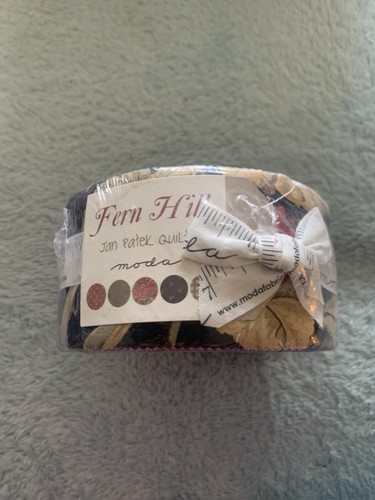 Fern hill jelly roll moda - hill,