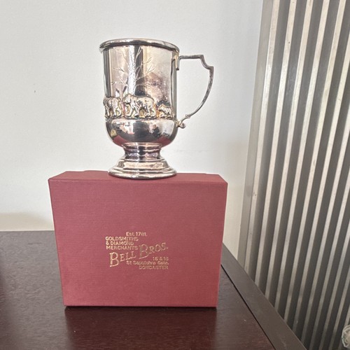Silver plate handled - silver,
