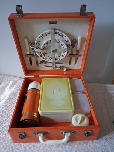 Sirram vintage 1960s picnic - sirram,