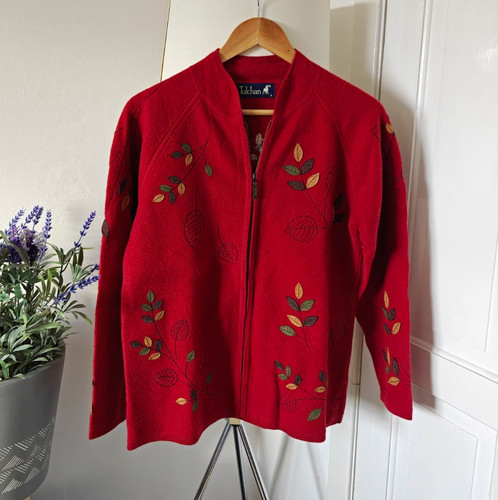 Tulchan red wool - tulchan,