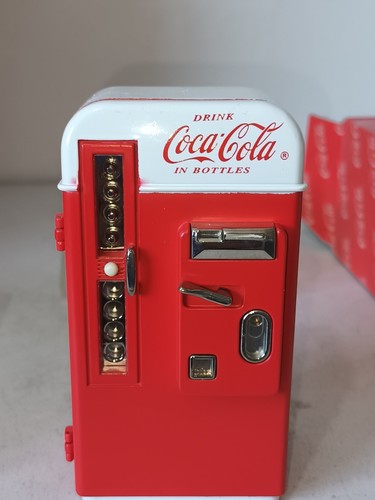 Vintage die cast metal - vintage,