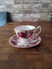 Royal Albert Old English Rose