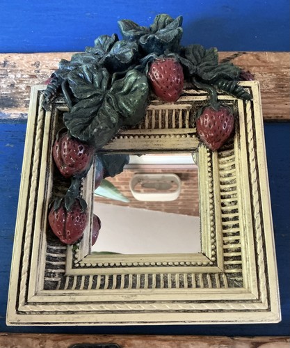 Vintage chalk ware - , painted